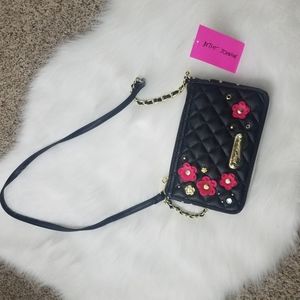 NEW Betsey Johnson Crossbody Purse Bag.
